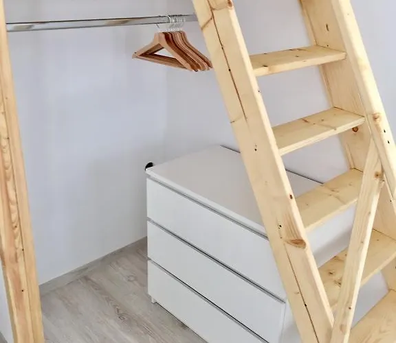Apartament Zelazna